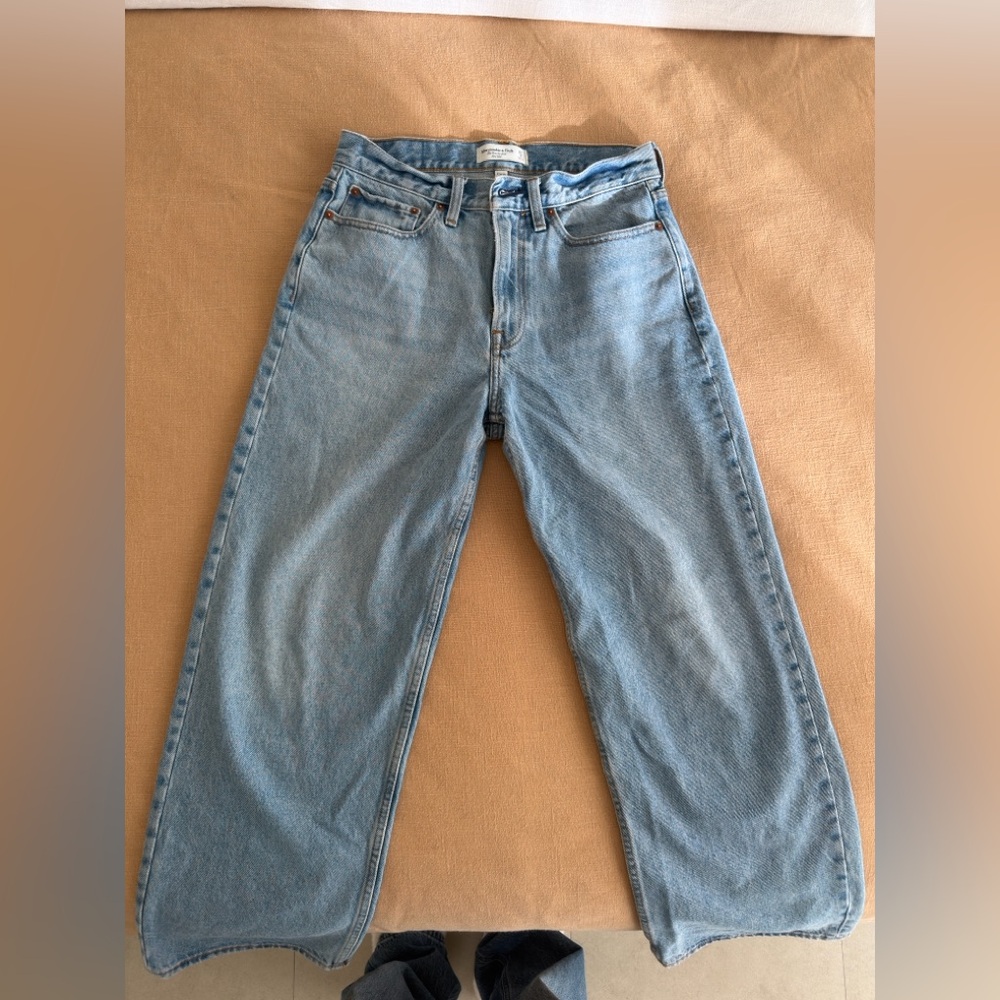 Abercrombie mid rise slouchy curve jeans